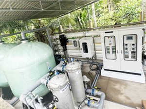 Bến Tre: Xử lý nước nhiễm mặn bằng công nghệ IoT